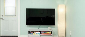 Cozy Escape in a Central Neighborhood