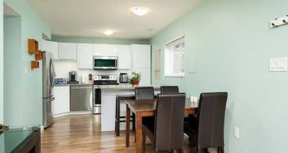 Cozy Escape in a Central Neighborhood