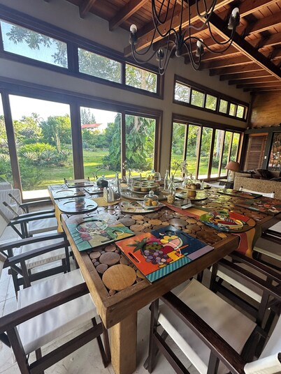 Spacious 6-bedroom house in charming Casa De Capo