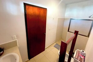 Comfort-Dreibettzimmer | Badezimmer