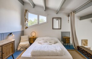 3 Schlafzimmer, Bügeleisen/Bügelbrett