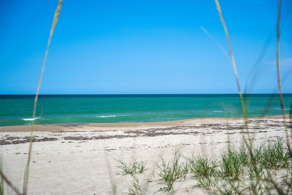 Liegestühle, Strandtücher