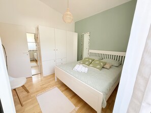 2 chambres, Wi-Fi gratuit, draps fournis