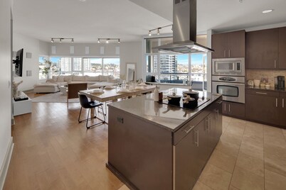 Cozy 2-bedroom condo with WiFi, fitness room in awesome San Diego