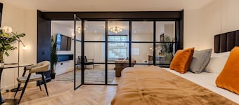 Luxury Georgian Aparthotel by Hauss Ayr - 5mins to Beach, Town Centre!