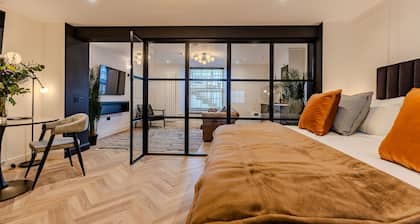 Luxury Georgian Aparthotel by Hauss Ayr - 5mins to Beach, Town Centre!