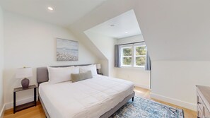 3 bedrooms, bed sheets