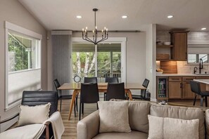 TV, fireplace, offices