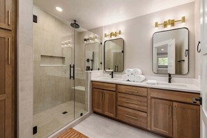 Doccia, asciugacapelli