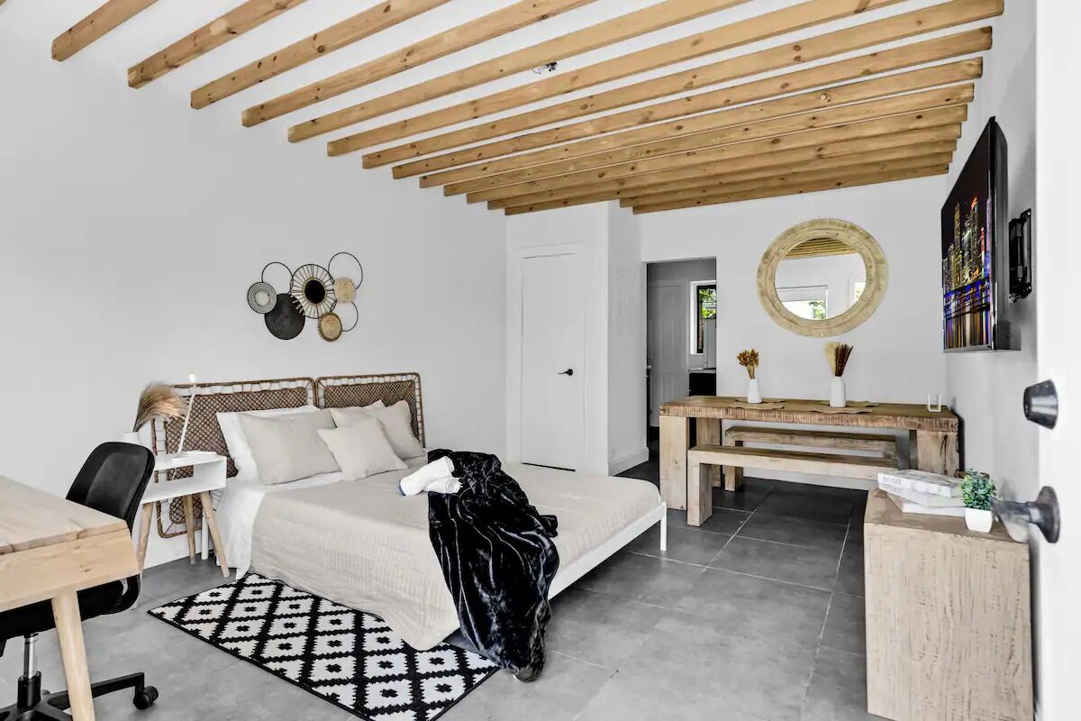 Strykejern/-brett, wi-fi (inkludert) og sengetøy