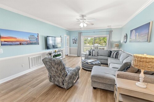 3-bedroom condo in awesome Myrtle Beach with WiFi, AC