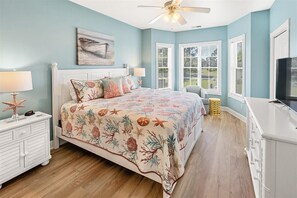 3 bedrooms, iron/ironing board, WiFi, bed sheets