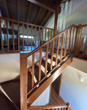 Interior - House in the middle of nature surrounded by mountains (riu de la cerdanya)