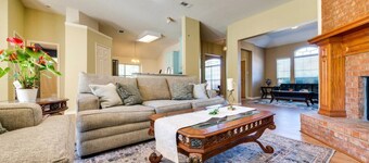 Spacious 4-bedroom house centrally located in DFW with all necessary amenities