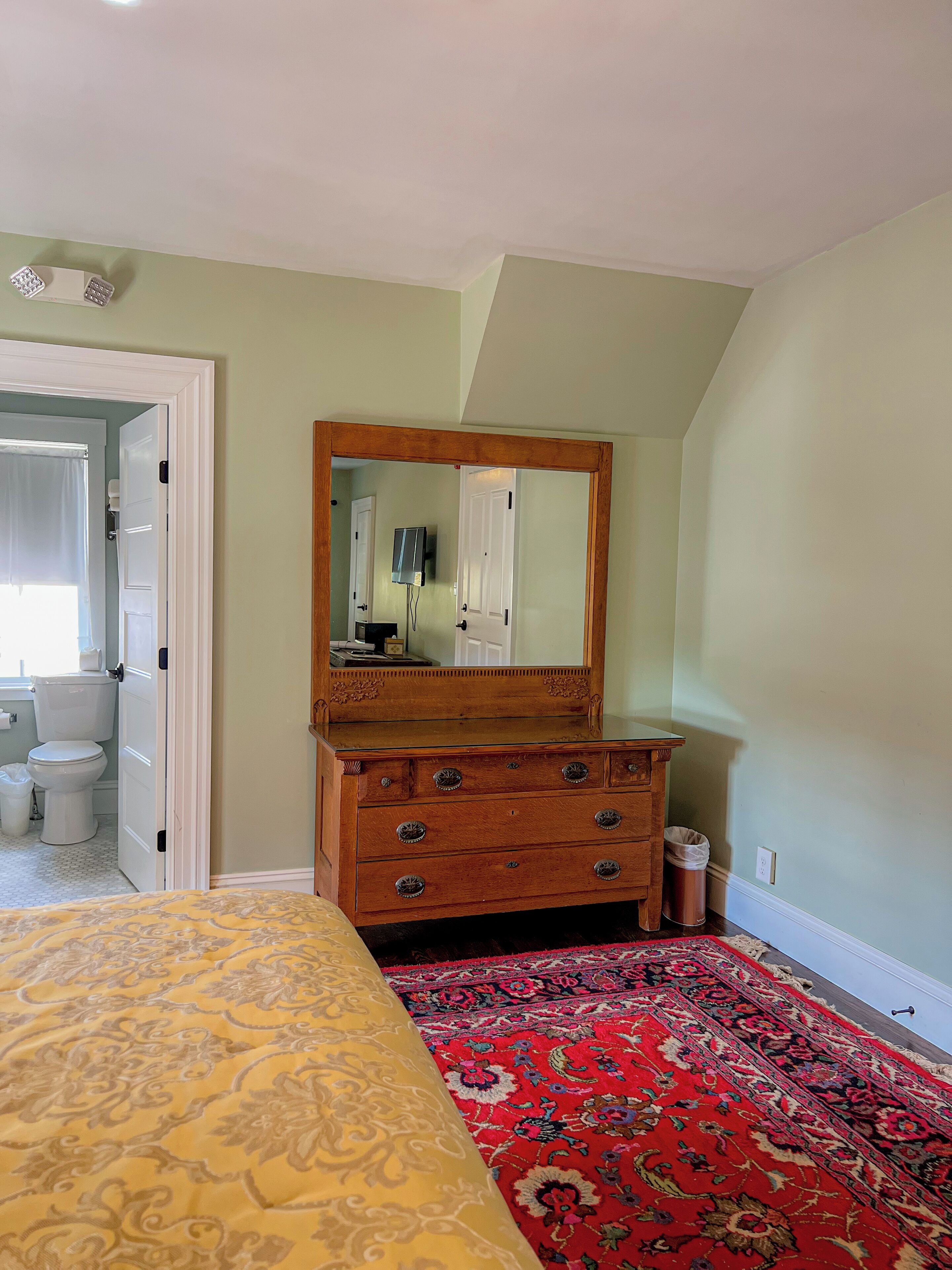 Junior Suite, City View | Laptop workspace, blackout drapes, iron/ironing board, free WiFi