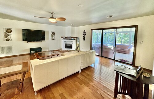 3-bedroom, 2-bath home in Cape Carteret
