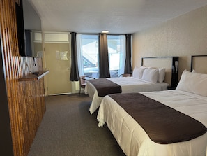 Comfort Room, 2 Queen Beds, River View | Free WiFi
