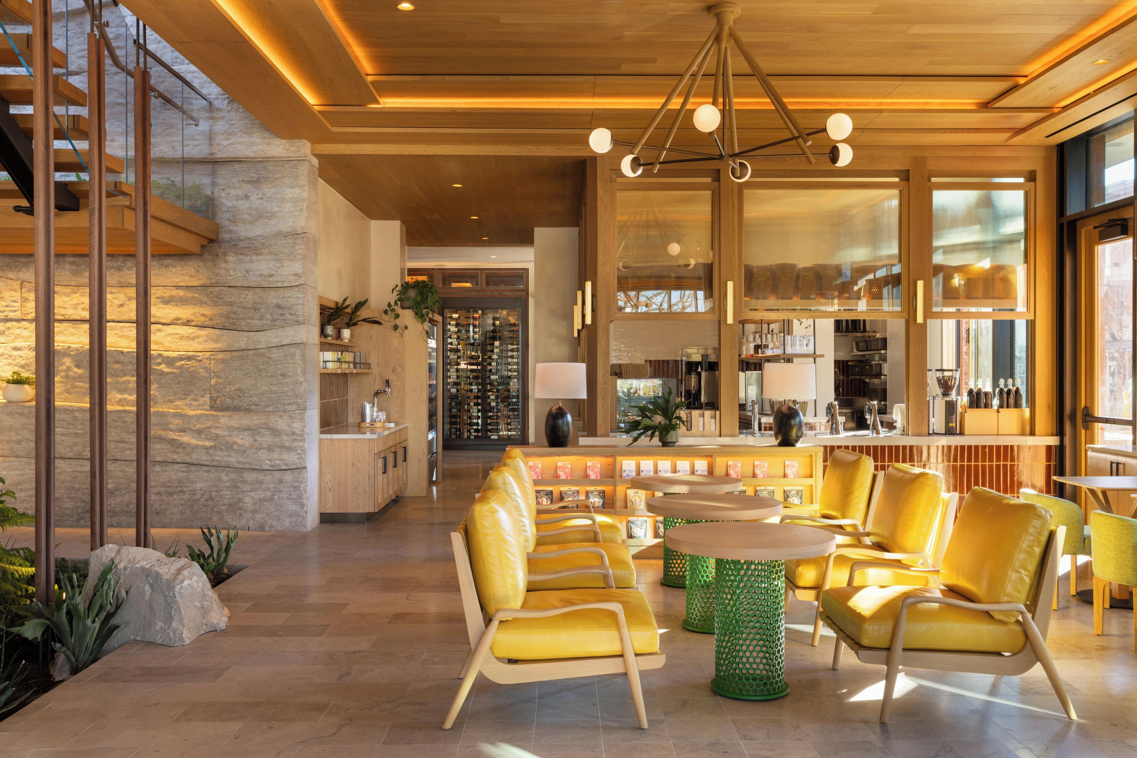 Kontinental frukost varje dag mot avgift