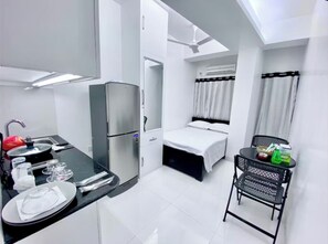 1 bedroom, iron/ironing board, WiFi, bed sheets