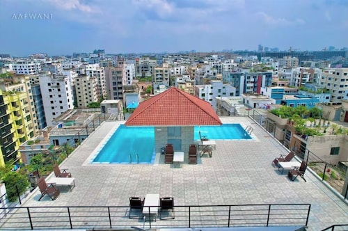 250 sq.ft 3 Studio Apartment w/ Pool & Private Sauna