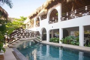 Pool - To complete (El Paredón Buena Vista)
