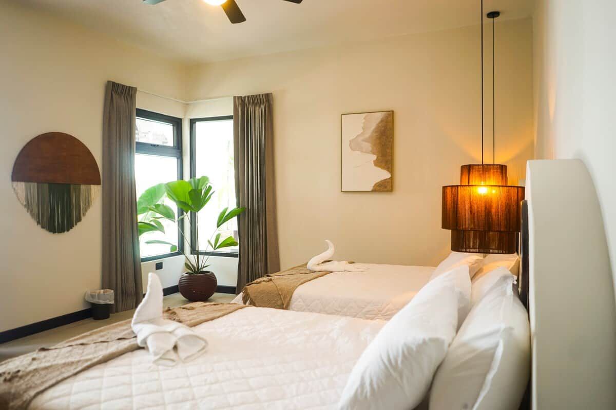 9 bedrooms, iron/ironing board, WiFi