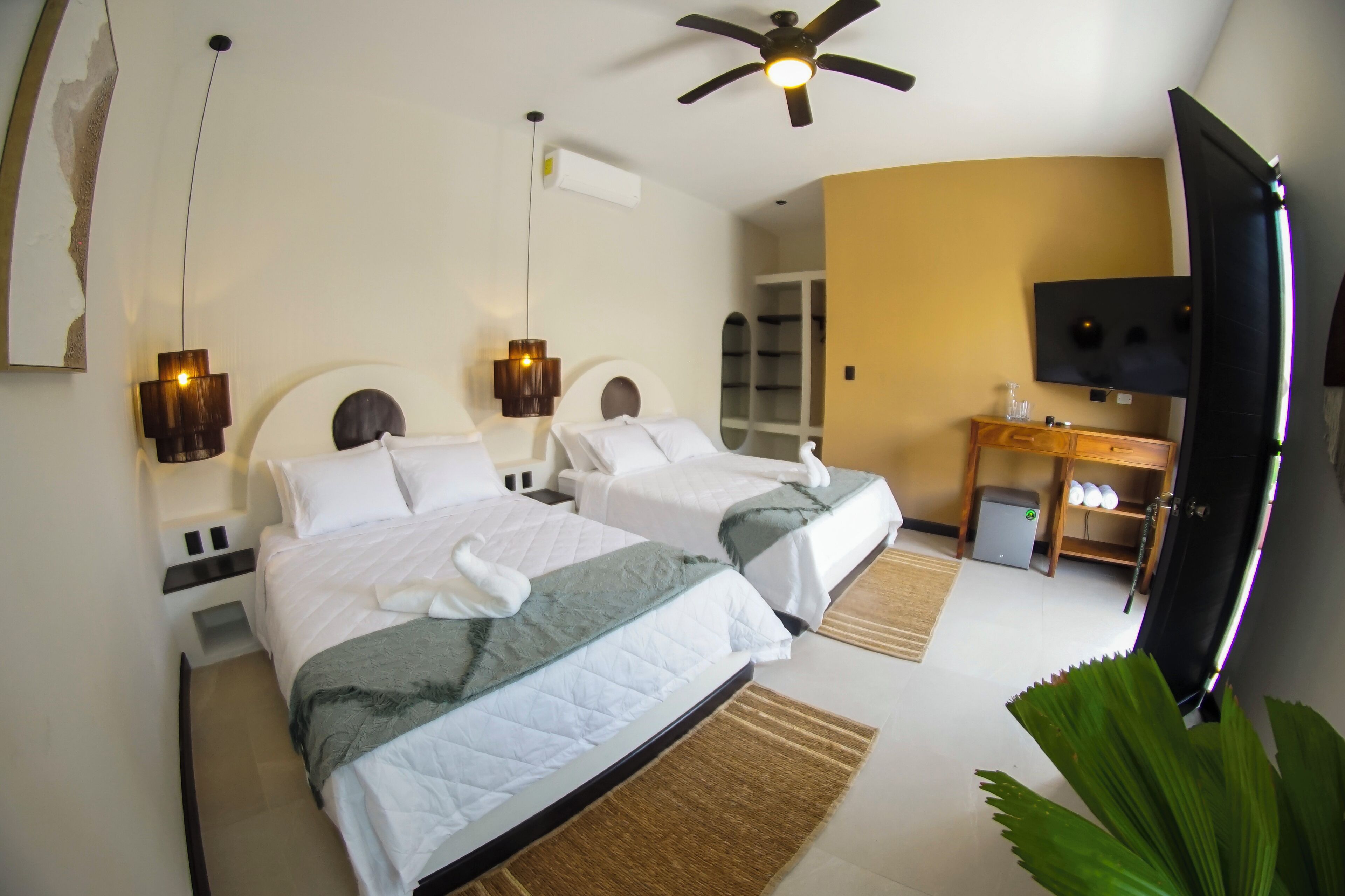 9 makuuhuonetta, silitysrauta/-lauta, Wi-Fi, vuodevaatteet