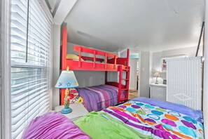 3 bedrooms, WiFi, bed sheets