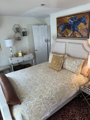 2 chambres, fer et planche à repasser, Wi-Fi gratuit, draps fournis
