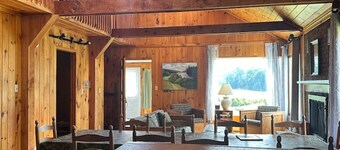 Lakefront-Family & Pet Friendly-Adirondack Cabin