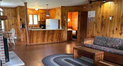 Beach - Family & Pet Friendly - Adirondack Cabin