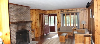 Beach - Family & Pet Friendly - Adirondack Cabin