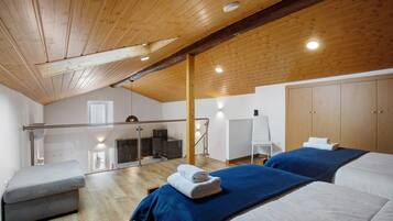 2 makuuhuonetta, silitysrauta/-lauta, ilmainen Wi-Fi, vuodevaatteet