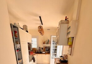 Kühlschrank, Ofen, Geschirrspüler, Toaster