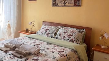 3 camere, ferro/asse da stiro, Wi-Fi gratuito, lenzuola