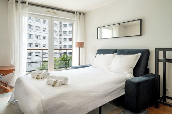1 chambre, fer et planche à repasser, Wi-Fi, draps fournis