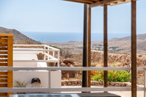 Holiday Home 'Rous' with Sea Views, Private Pool and Wi-Fi