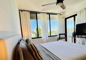 2 bedrooms, WiFi, bed sheets - Ocean Front 418 - amazing views (Cancún)