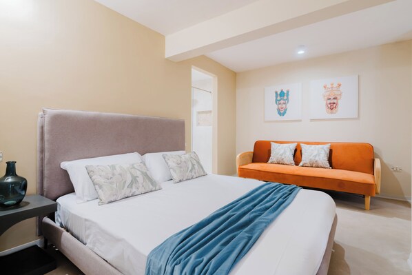 1 bedroom, free WiFi, bed sheets