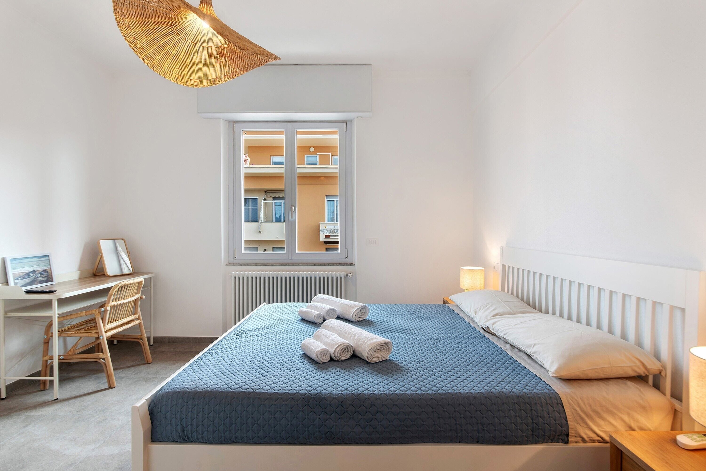 2 chambres, fer et planche à repasser, Wi-Fi gratuit, draps fournis