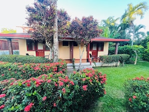 Fachada da propriedade