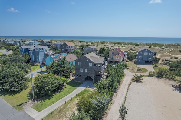 المنشأة من الخارج