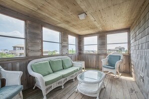 TV, DVD-spiller og filmbibliotek