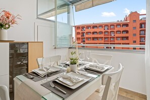 تناول الطعام