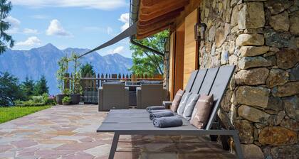 Luxus-Chalet Larice mit Bergblick und Panoramaterrasse
