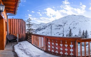 Property grounds - Chalet at the Foot of the Slopes with Half Board (Les Belleville)