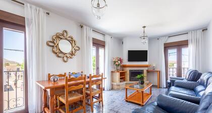 Villa 'Cruz' with Private Terrace, Balcony and Air Conditioning