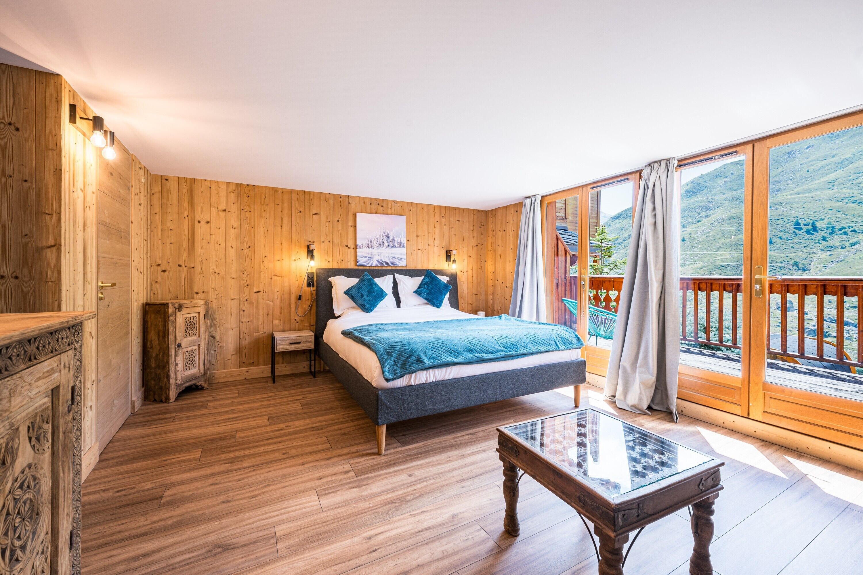 5 Schlafzimmer, Bügeleisen/Bügelbrett, kostenloses WLAN, Bettwäsche