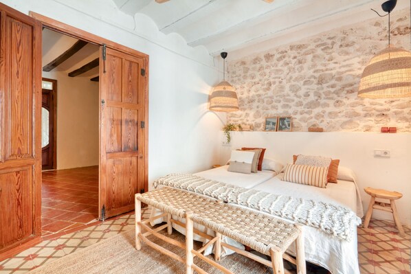 4 dormitorios, wifi gratis, ropa de cama