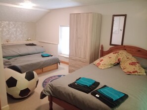 2 chambres, Wi-Fi gratuit, draps fournis